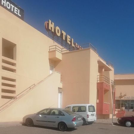 Hotel Balisa Nijar Exterior photo